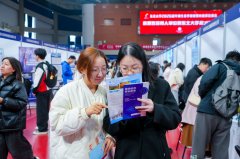 <b>推进生活生计教育取思政教育、专业教育深度融</b>